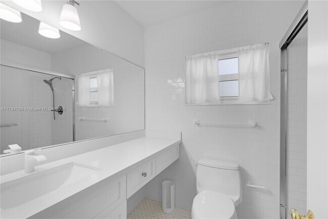 Building Photo - 13790 SW 80th Ave