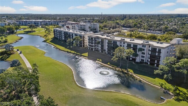 Building Photo - 7430 Lake Breeze Dr