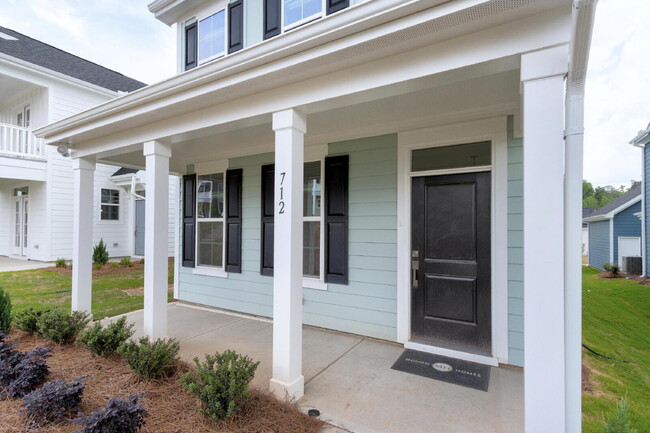 Building Photo - 712 Georgias Landing Parkway