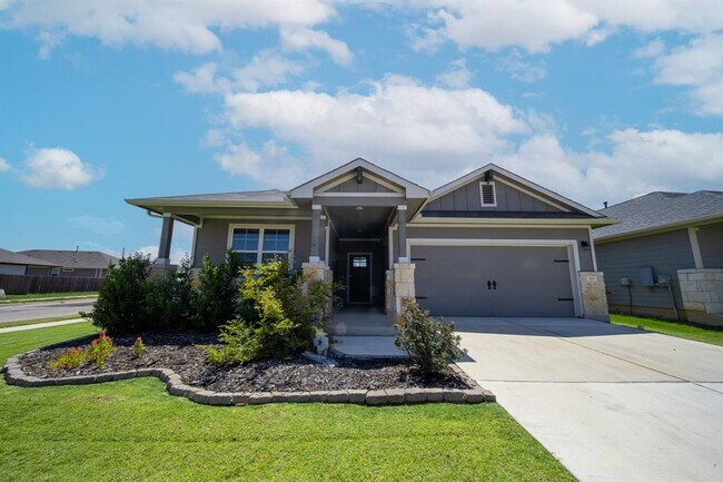 Building Photo - 119 Big Cypress Byu Rd