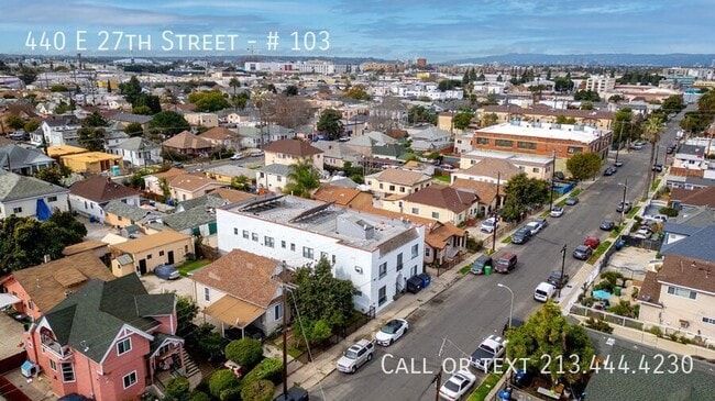 Building Photo - 440 E 27th St