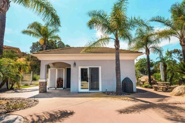 Building Photo - 15263 Presilla Dr