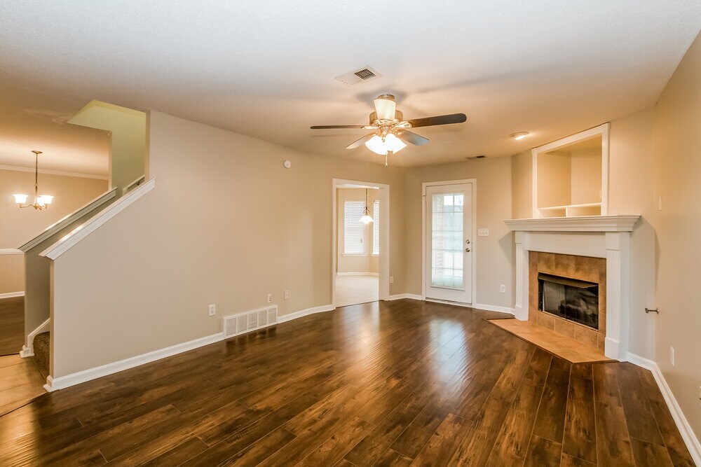 Building Photo - 11625 Leewood Dr