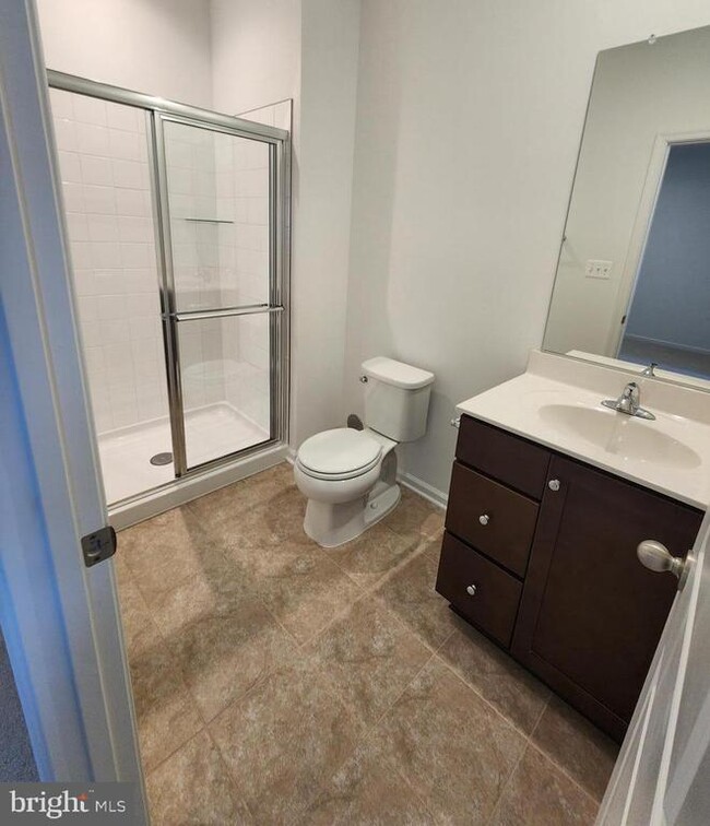 Building Photo - 477 Husky Trl