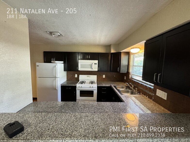 Building Photo - 211 Natalen Ave