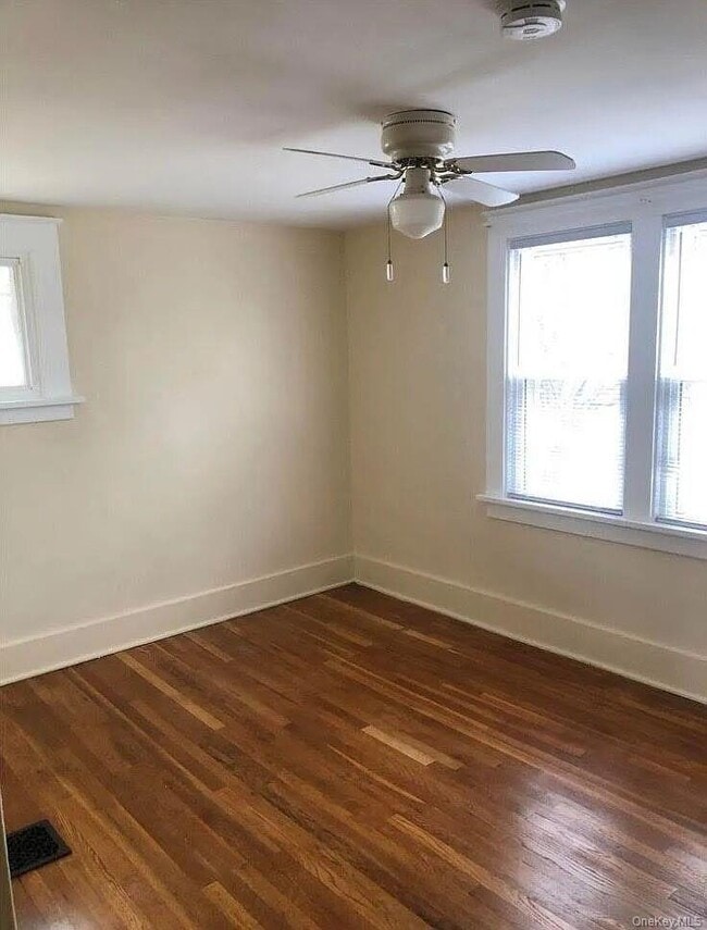 Building Photo - 198 Knickerbocker Ave