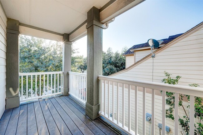 Building Photo - 11027 Dellrose Crossing Dr