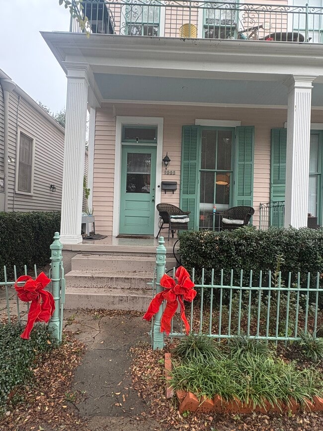 Building Photo - 1222 Soniat St