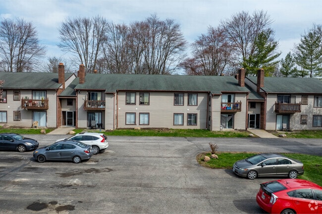 Building Photo - Batavia Meadows