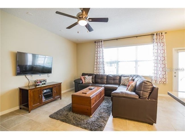 Building Photo - 89 Zamora Pl