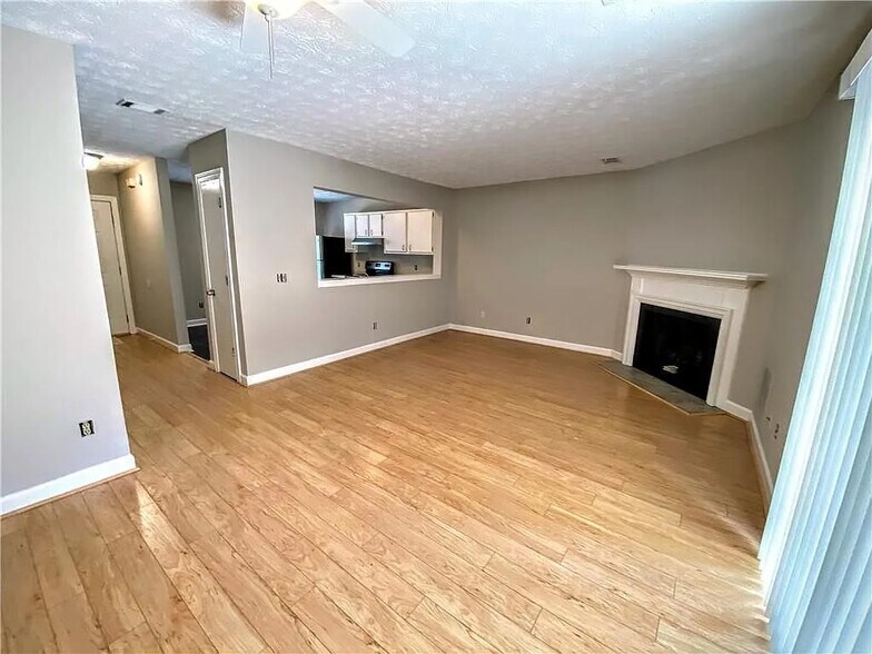 Building Photo - 2504 Queen Anne Ct