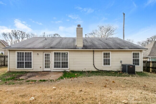 Building Photo - 6940 Brady Hill Dr