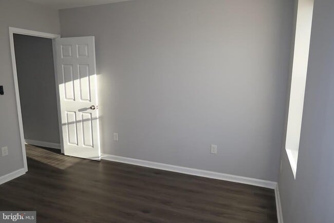 Building Photo - 2833 Brendan Ave