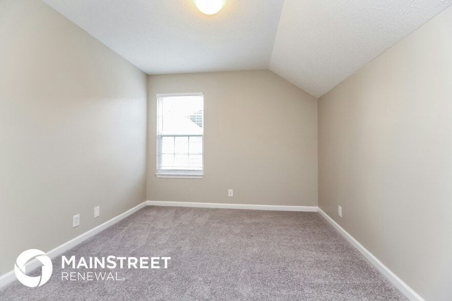 Building Photo - 1505 Carrick Dr