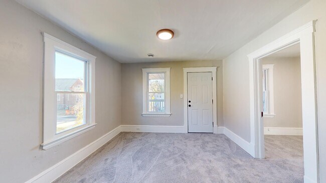 Building Photo - 7408 Dudley Ave