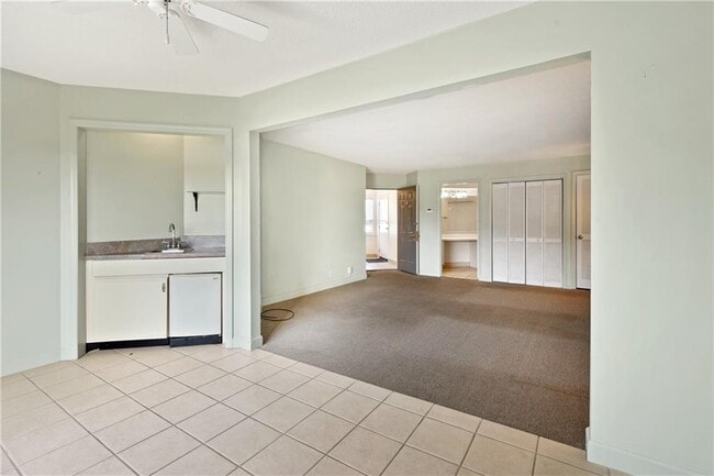 Building Photo - 286 Moss Oak Cir