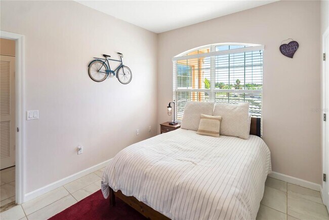 Building Photo - 6616 7th Ave Cir W