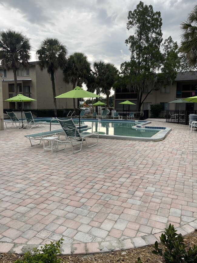 Building Photo - 5506 Pokeweed Ct