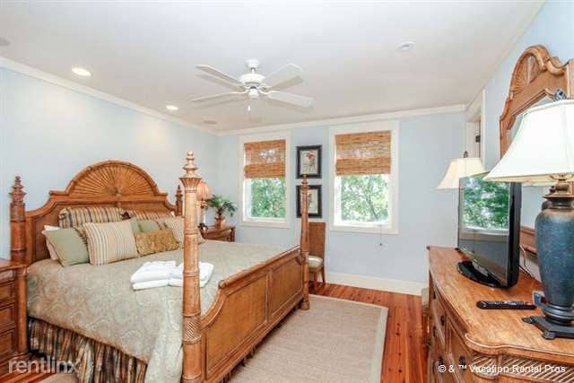 Building Photo - 25 Corrine Ln