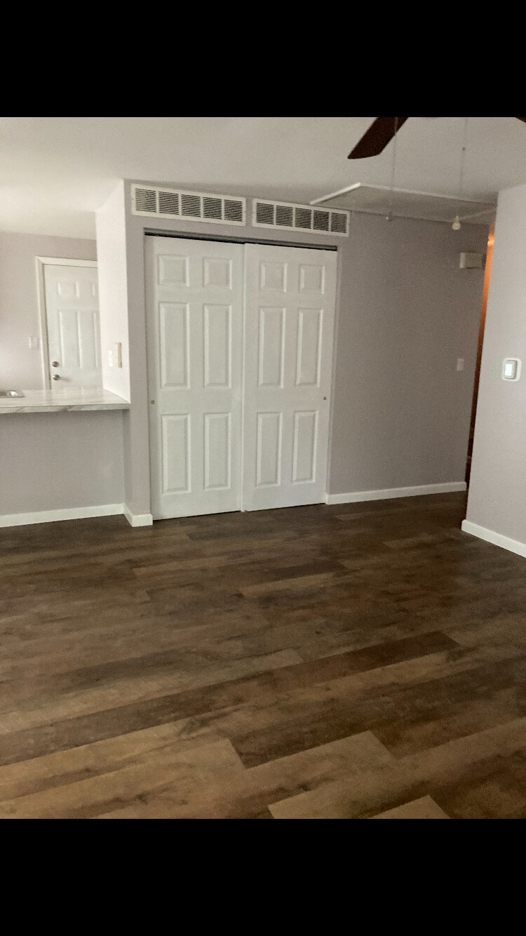 Building Photo - 6959 Angora Way