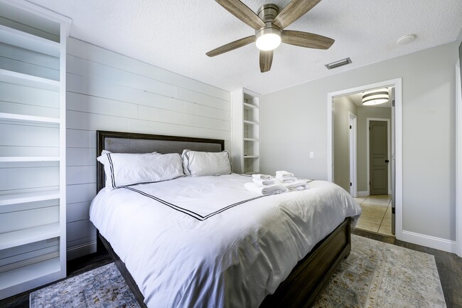 Building Photo - 11577 Anhinga Dr