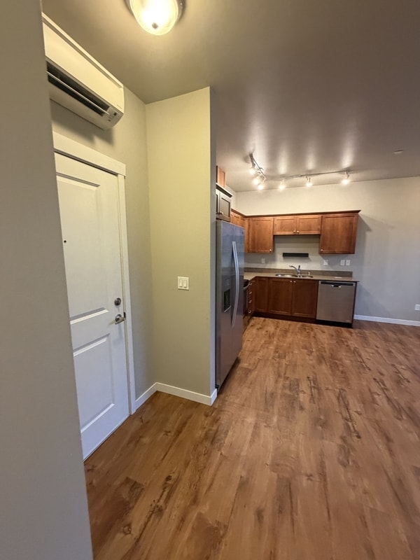 Building Photo - 8872 Depot Rd