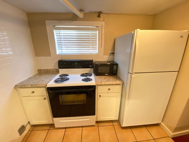 Building Photo - 2520 20th St