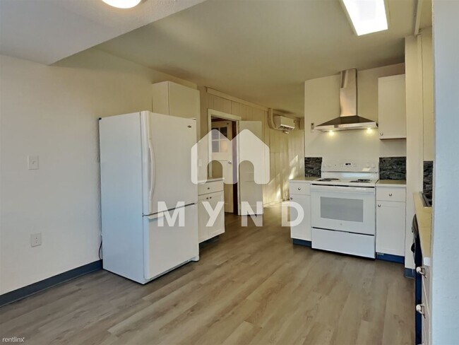 Building Photo - 2 br, 1 bath House - 7203 SE Harmony Dr