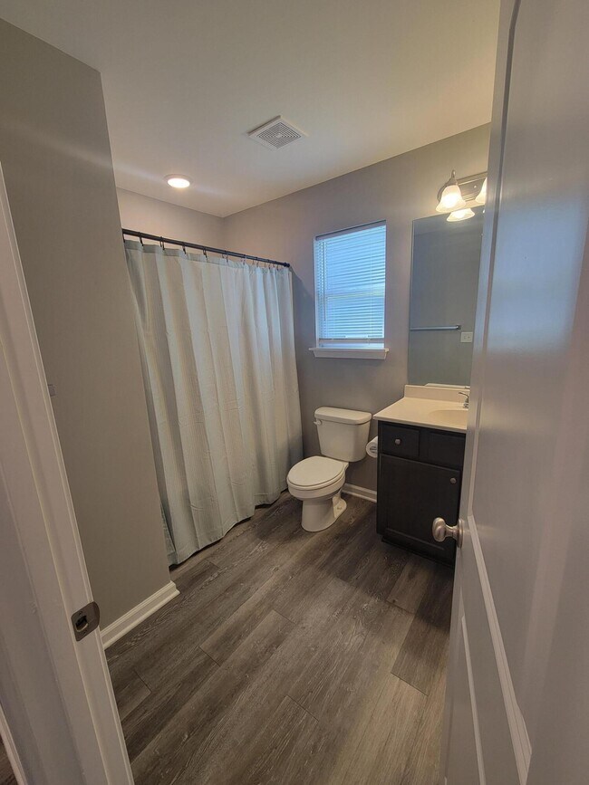 Building Photo - 132 Landry Ln