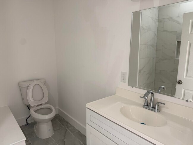 Building Photo - 36 Bidwell Ave