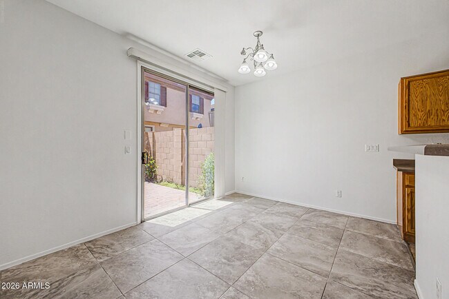 Building Photo - 1432 N 80th Dr