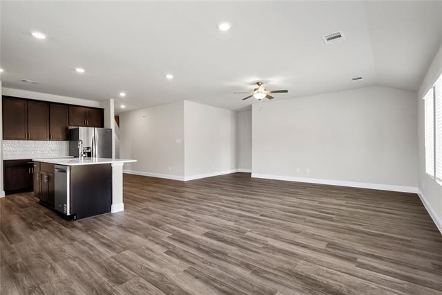 Building Photo - 608 Willet Dr