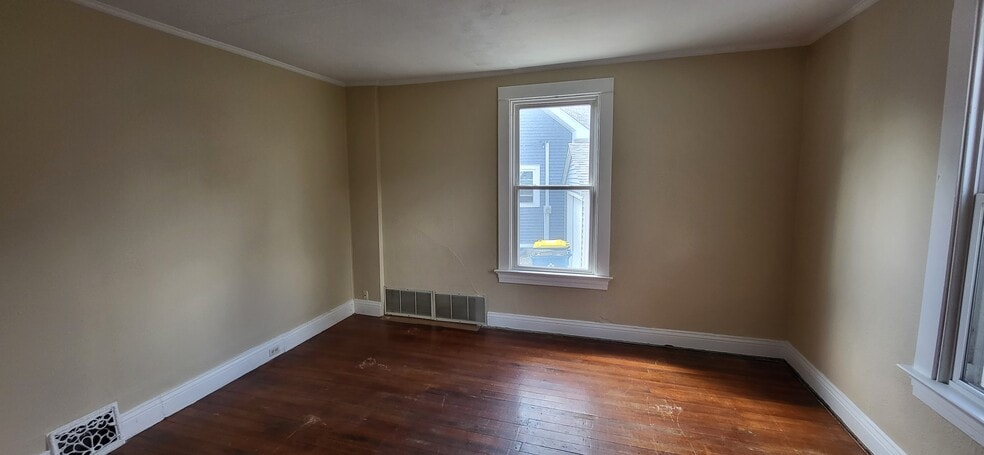 Building Photo - 13 Abner Pl