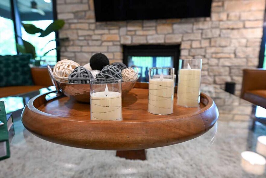 Building Photo - 1678 Archer Ave