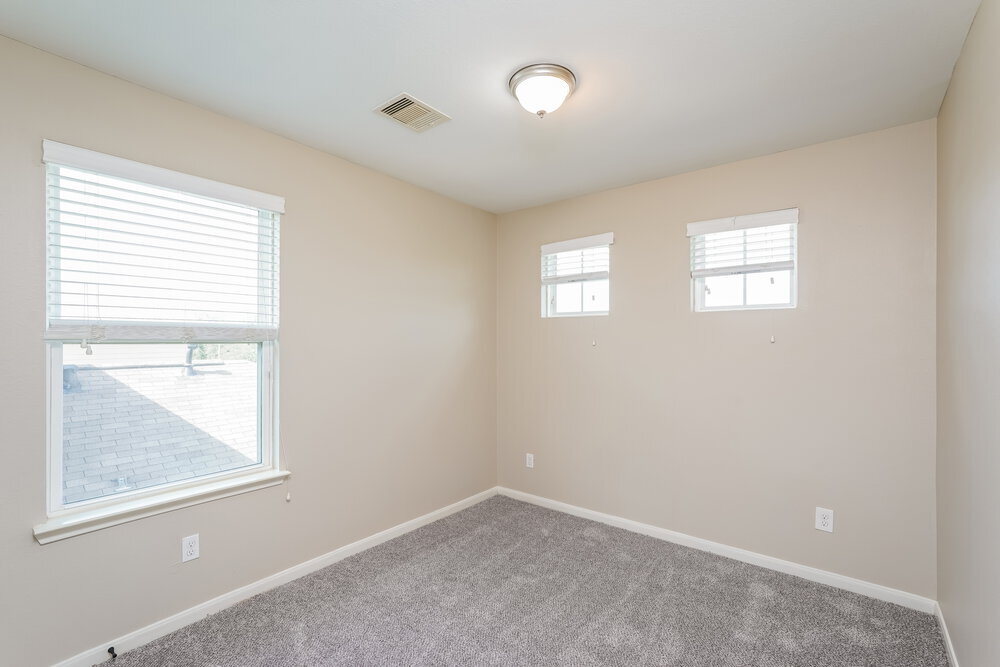 Building Photo - 21811 Octavia Way