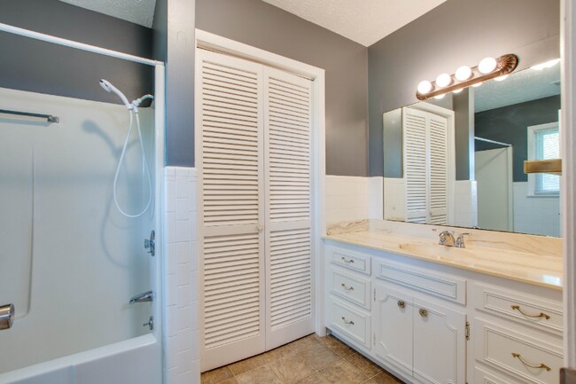 Building Photo - 8830 Manchester Pike