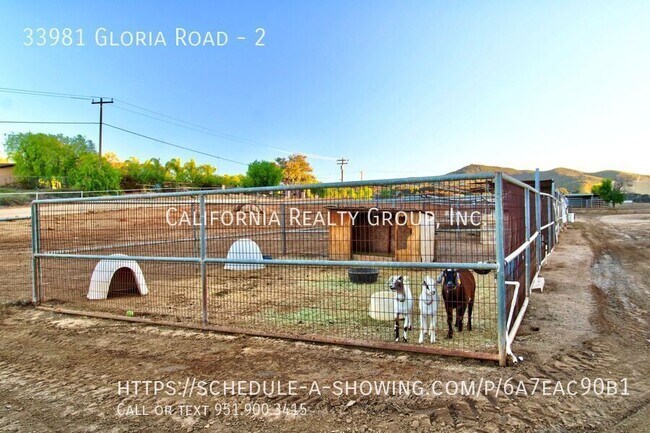 Building Photo - 33981 Gloria Rd