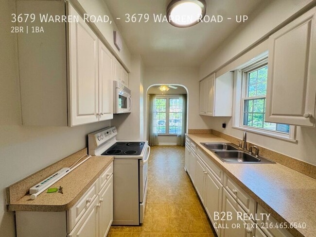 Building Photo - 3679 Warren Rd