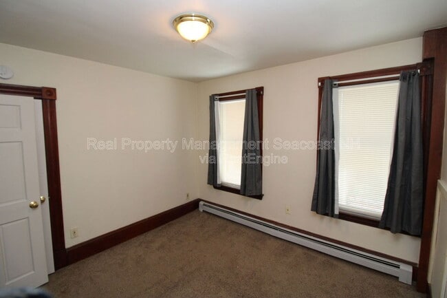 Building Photo - 30 Lafayette St