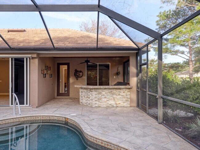 Building Photo - 16806 5th Terrace NE