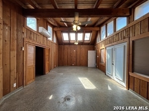 Building Photo - 2331 W Magnolia Ave