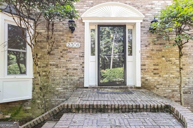 Building Photo - 2308 Defoors Ferry Rd NW