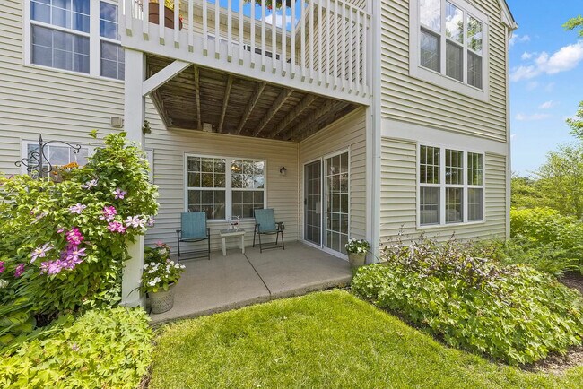 Building Photo - 2503 Sheehan Dr