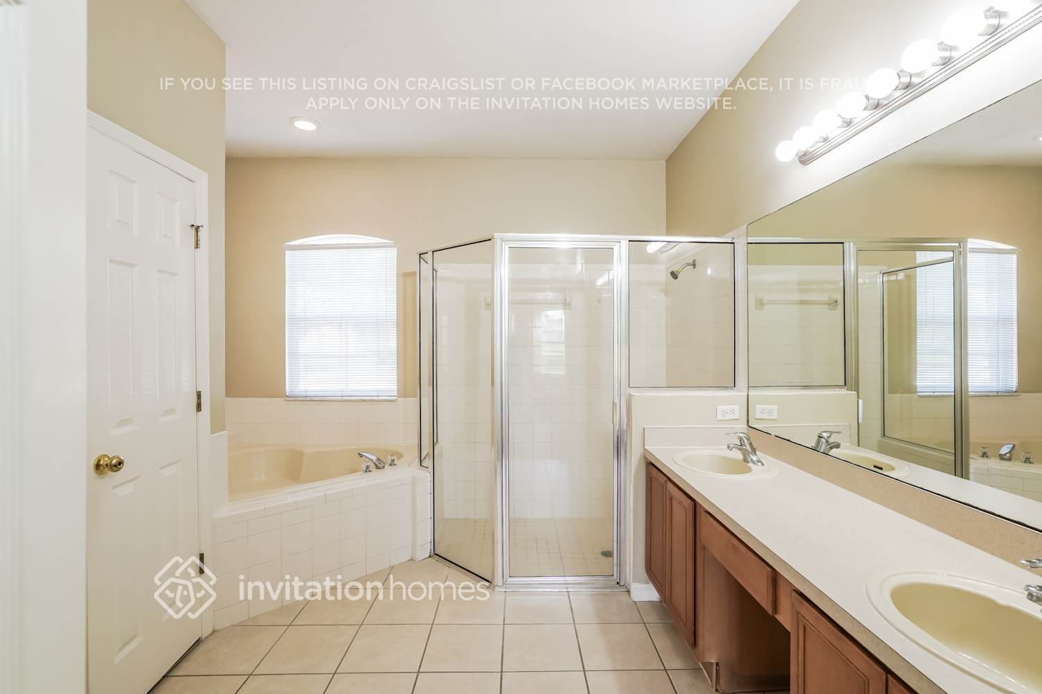 Building Photo - 3528 Forest Park Dr