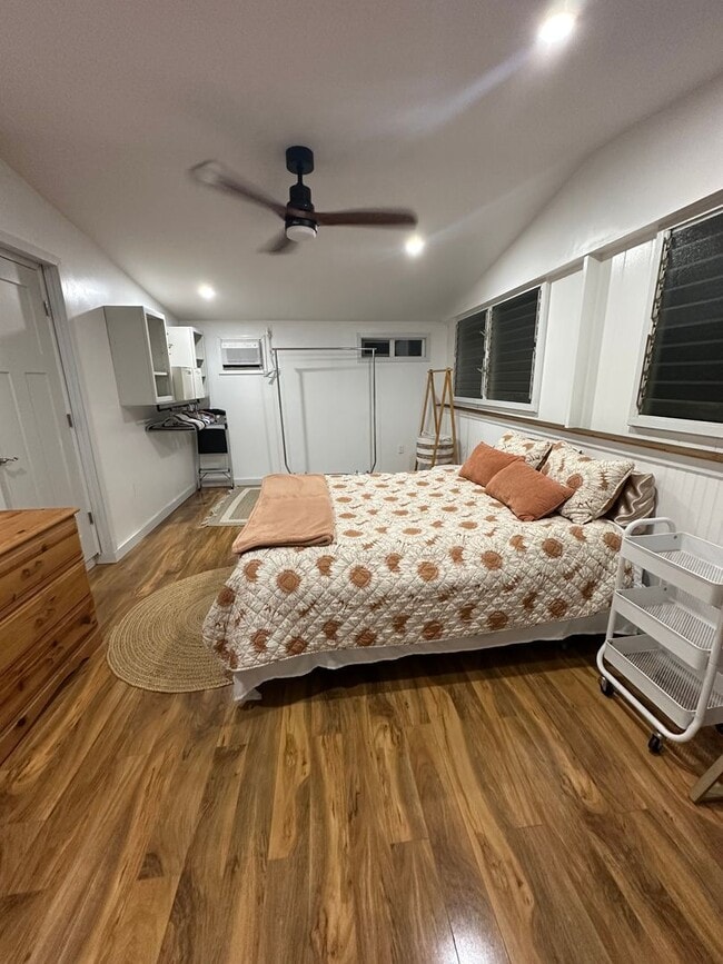Building Photo - Kekaha - 1 Bedroom Apt for Rent