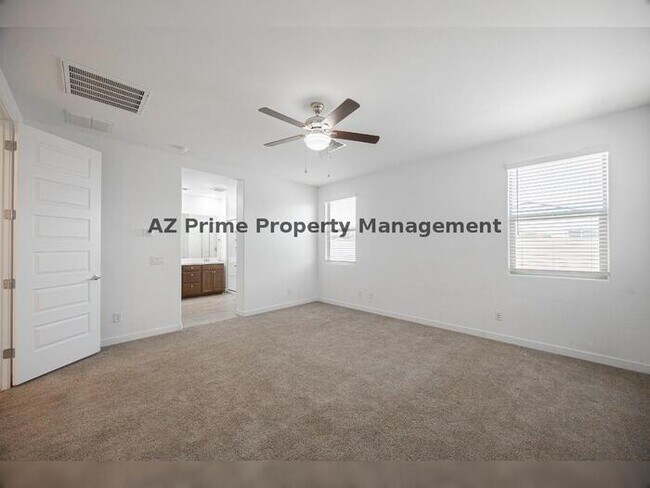 Building Photo - 16870 W Las Palmaritas Dr