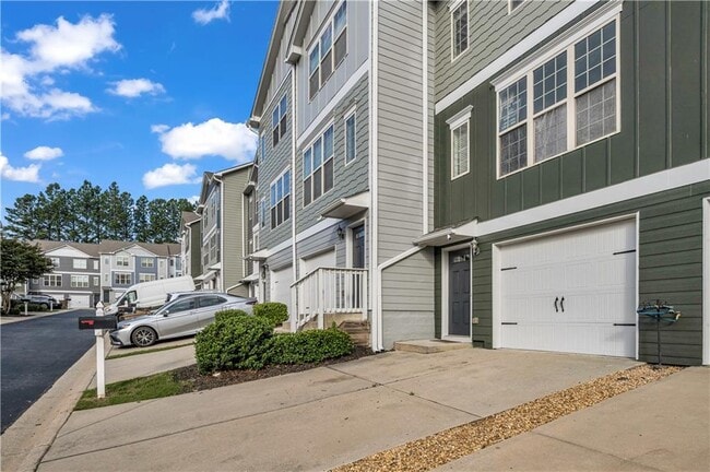 Building Photo - 3014 Liberty Way NW