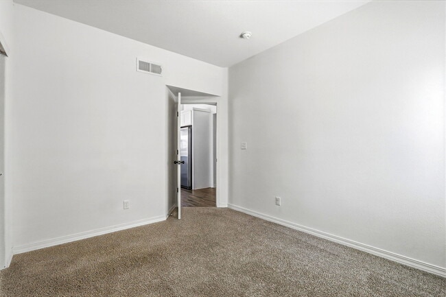 Building Photo - 13659 Everingham