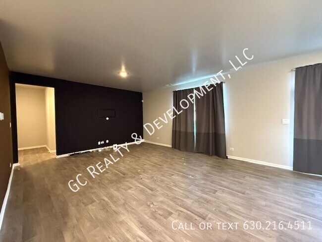 Building Photo - 1694 Cottage Dr