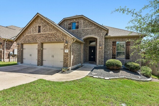 Building Photo - 640 Loma Cedro Bend